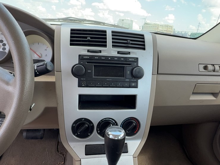 2007-dodge-caliber-image-45