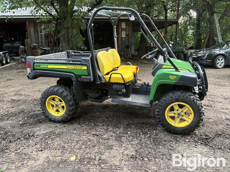 2012-john-deere-gator-image-4