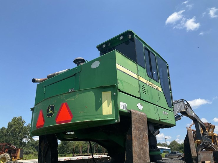 2013-deere-437d-image-48