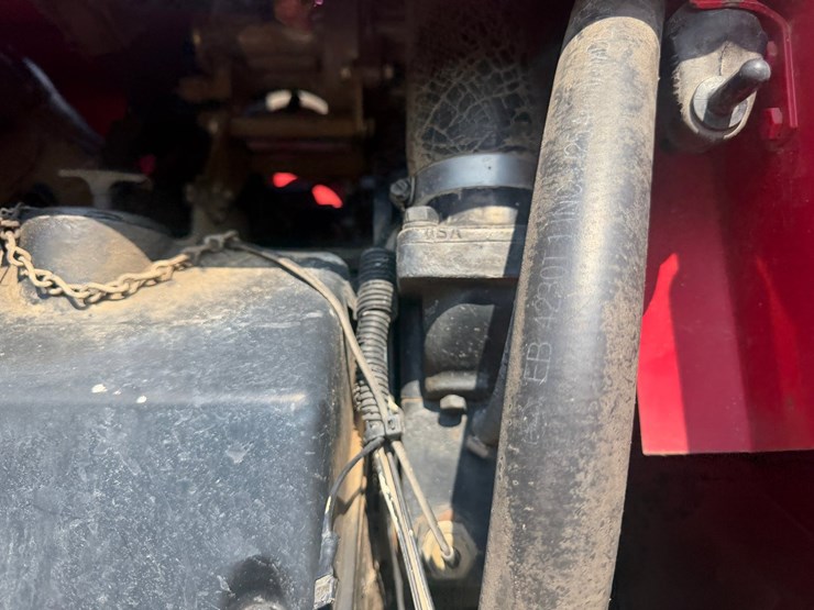 1983-massey-ferguson-4880-image-60