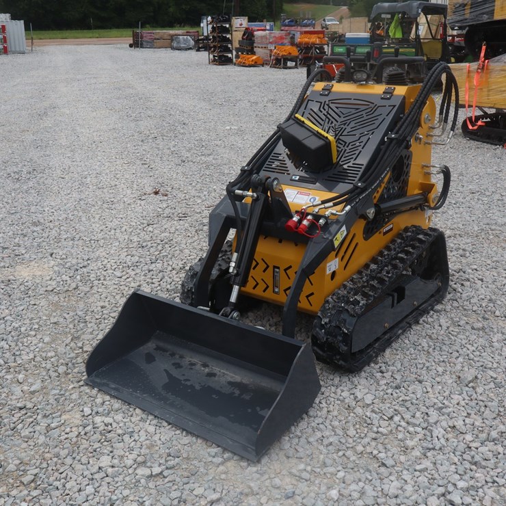 #1393 • WALK BEHIND TRACK LOADER - SSL60