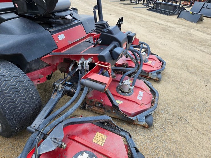 toro-groundsmaster-4500d-image-23