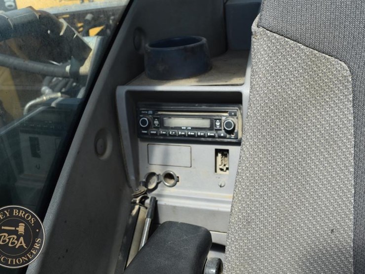 2008-volvo-ec240cl-image-91