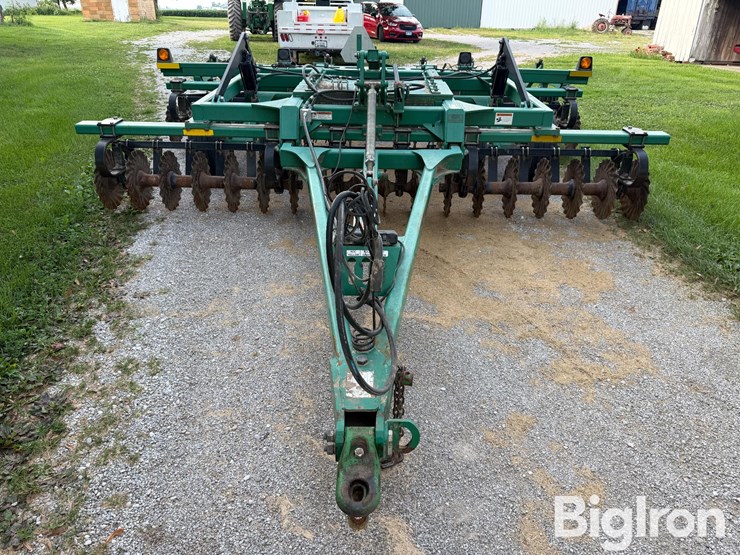 great-plains-1500tt-image-2
