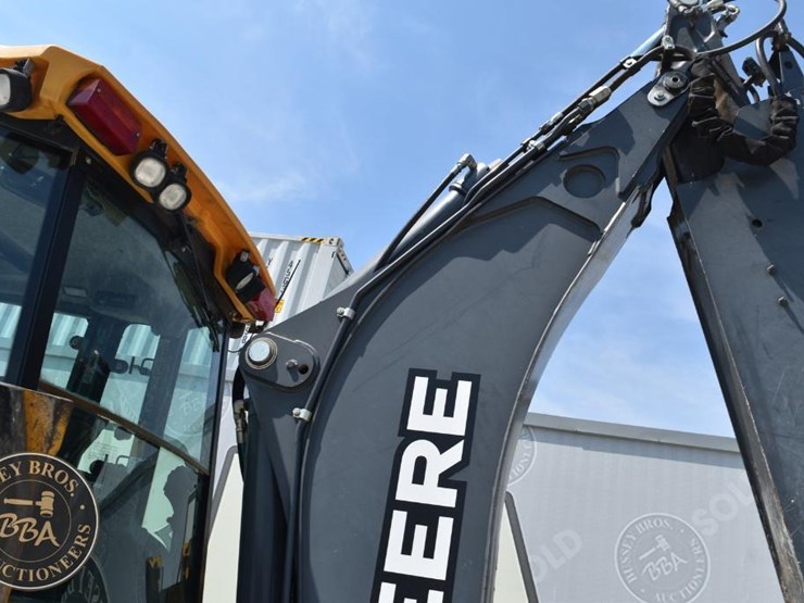 2015-deere-410k-image-27