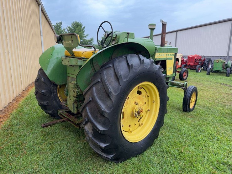 john-deere-720-image-4