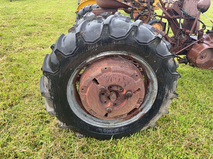 case-parts-tractor-image-10