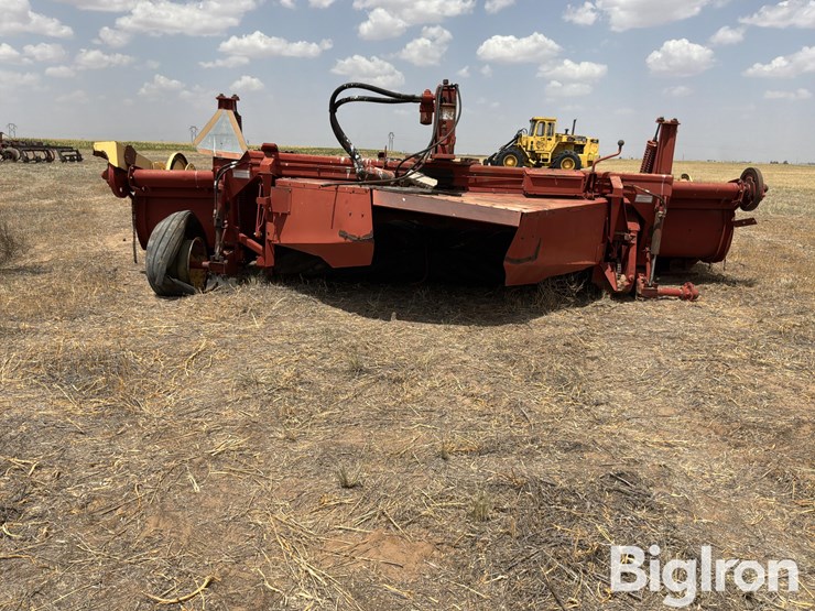 new-holland-116-image-6