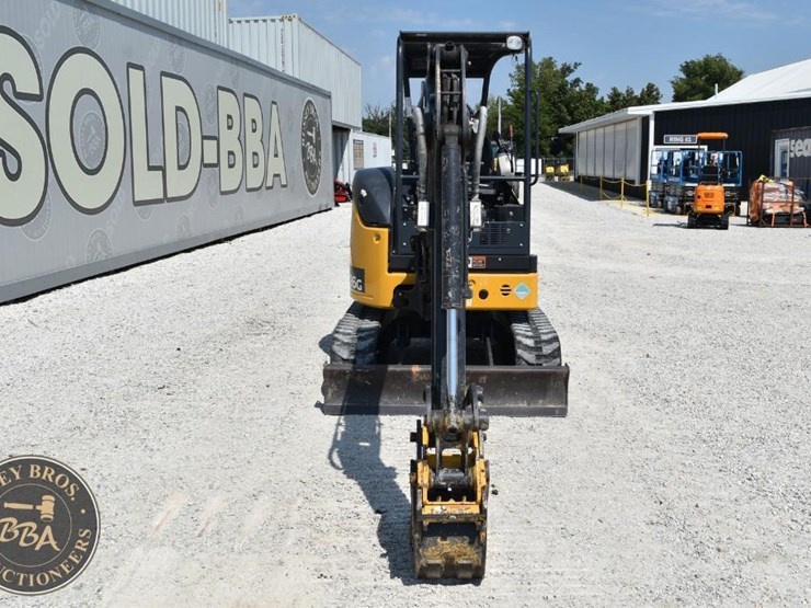 2020-deere-26g-image-10