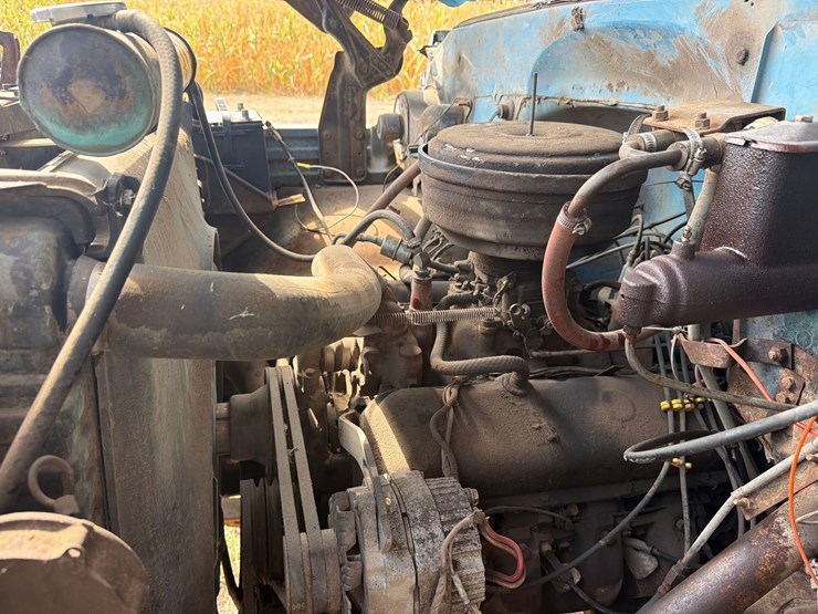 gmc-6500-truck-image-16