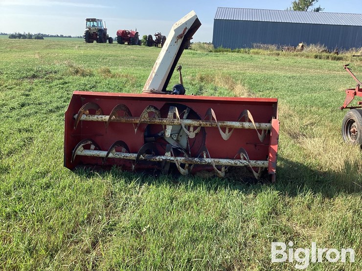 buhler-farm-king-snow-blower-image-2
