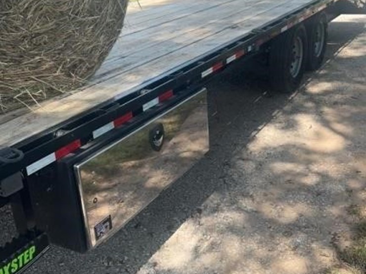 2021-gooseneck-load-trail-image-2