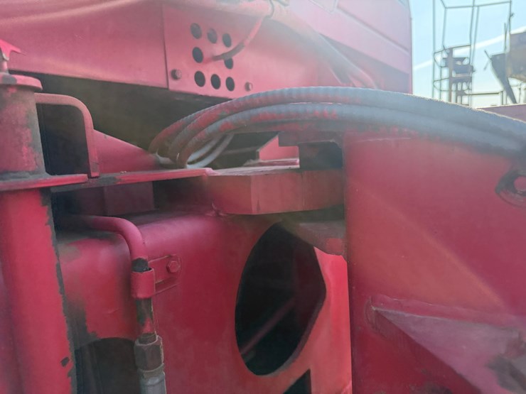 1983-massey-ferguson-4880-image-29