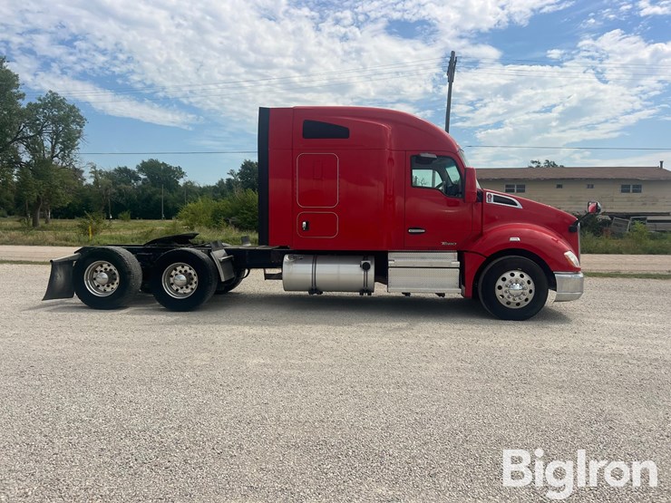 2019-kenworth-t680-image-4