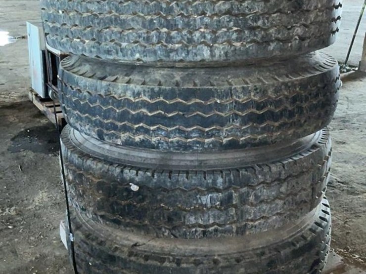 #650-•-trailer-tires-and-rims-image-3