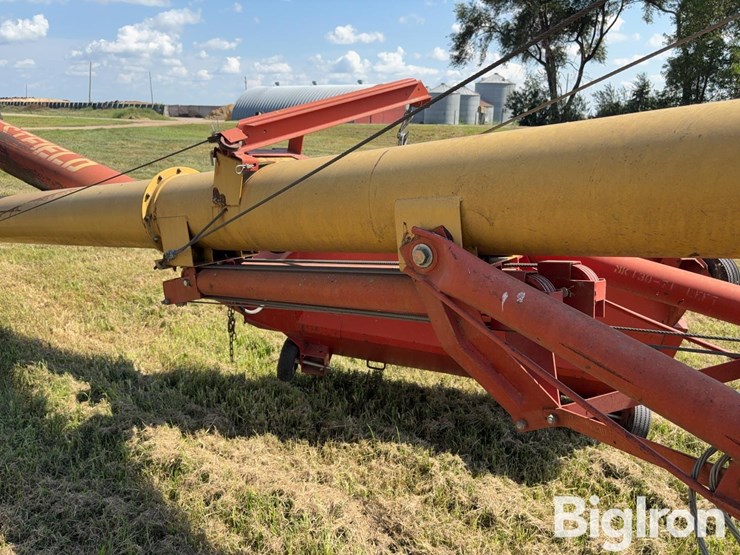 westfield-mk130-71-13"x71'-swing-hopper-grain-auger-image-16