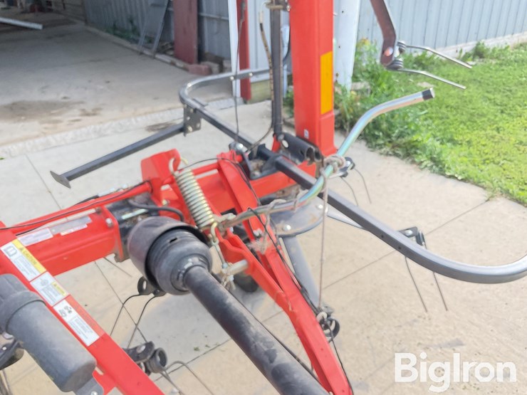 2015-kubota-te4052t-image-11