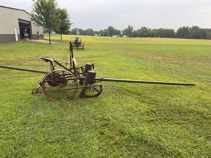 john-deere-two-row-planter-image-6