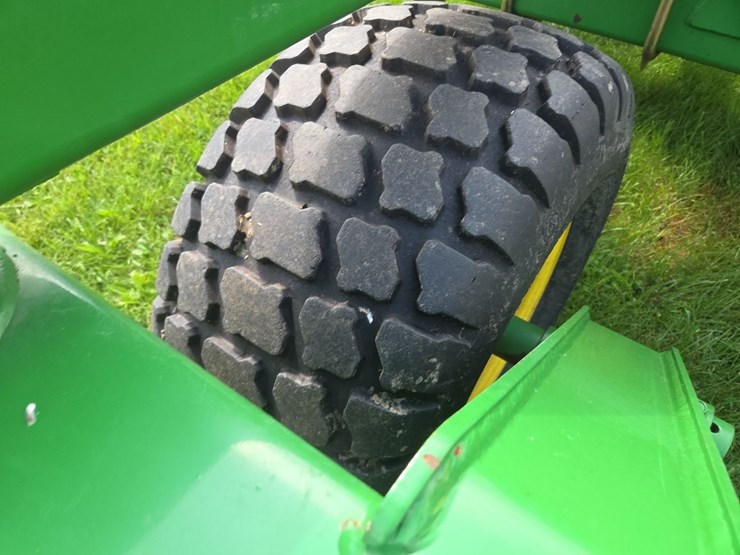 john-deere-1690-image-8