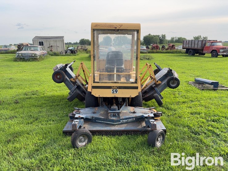 hustler-4400-commercial-mower-image-2