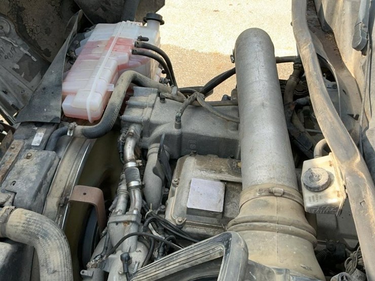 2012-international-prostar-image-4