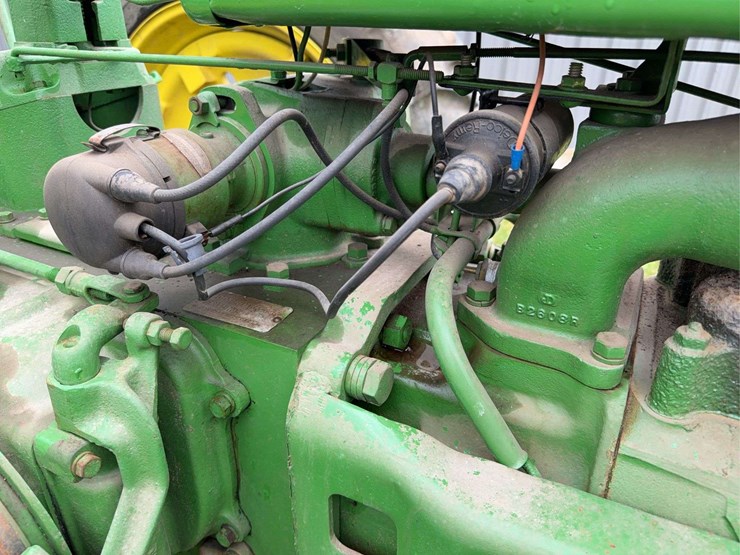 john-deere-b-image-20