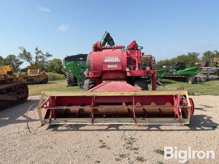 1966-massey-ferguson-410-image-2