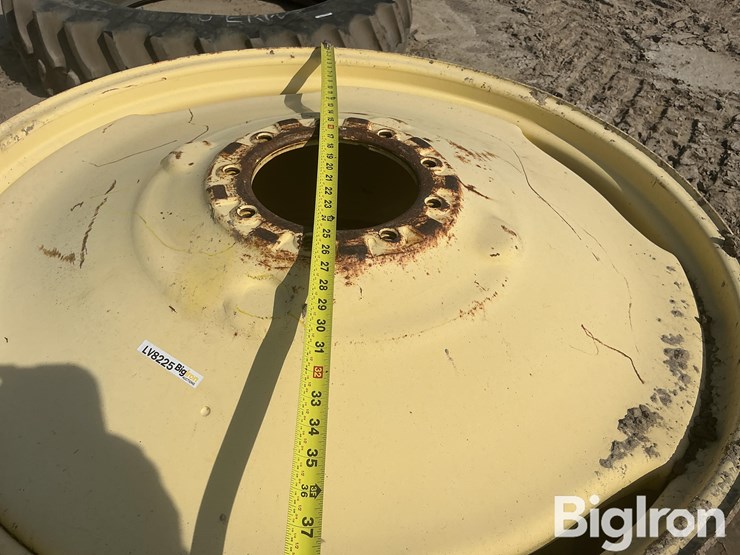 john-deere-15-image-11