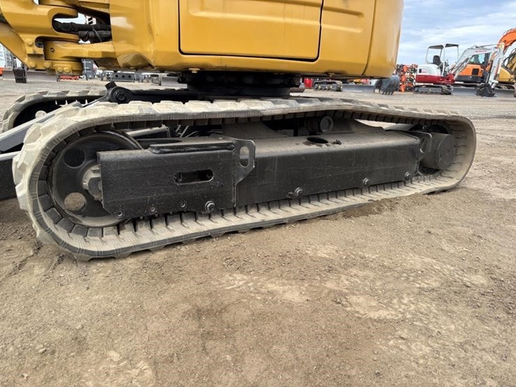 2015-caterpillar-303e-hydraulic-excavator-image-19
