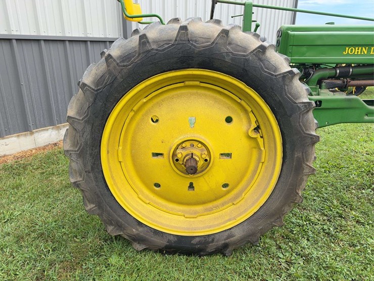 john-deere-b-image-27
