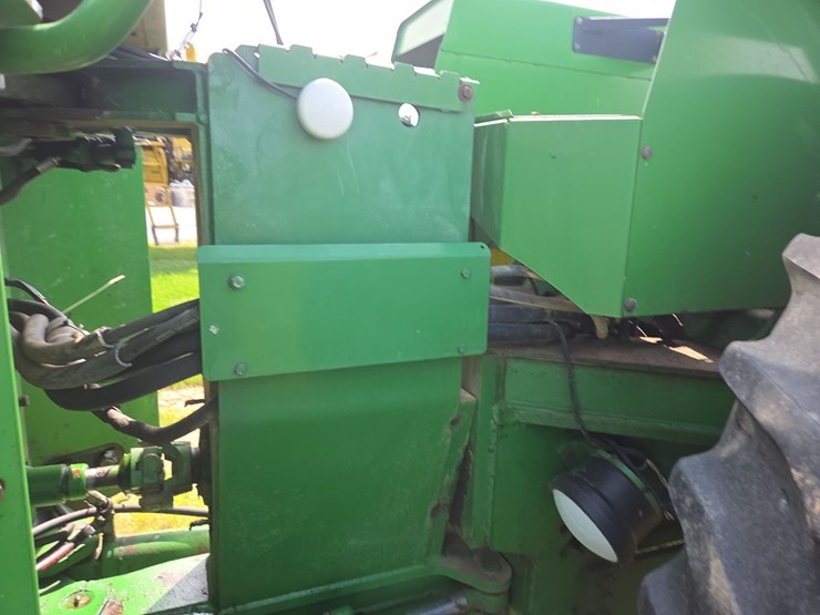 john-deere-8760-image-29