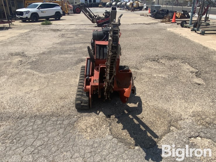 ditch-witch-c24x-image-2
