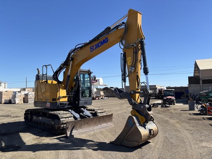 2023-xcmg-xe155ucr-hydraulic-excavator-image-2