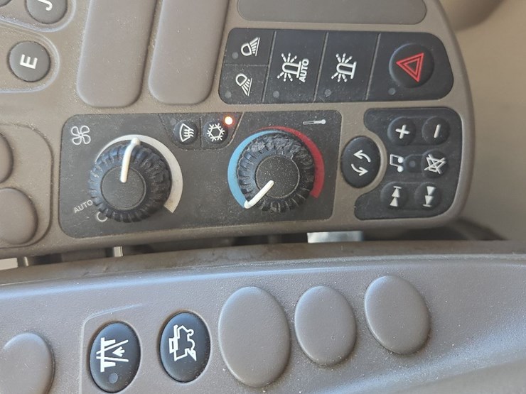 john-deere-s680-image-80