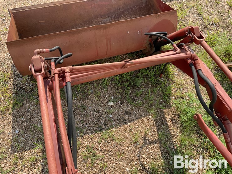 international-cub-154-lo-boy-image-11