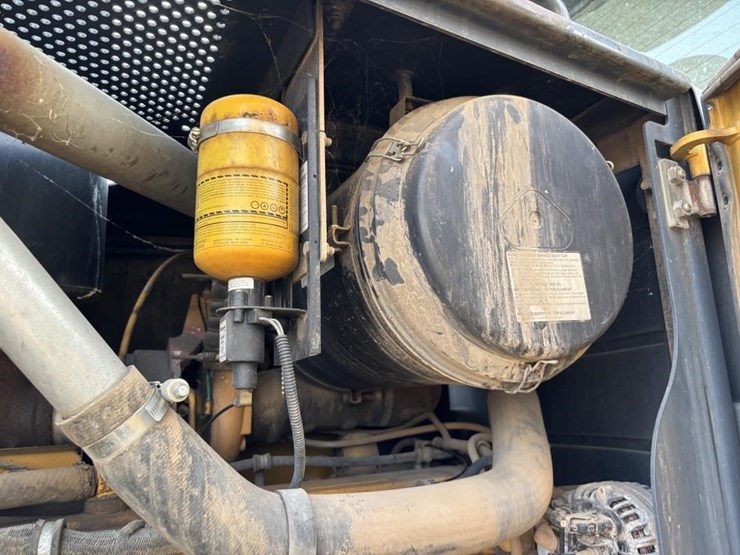 2009-deere-772g-image-90