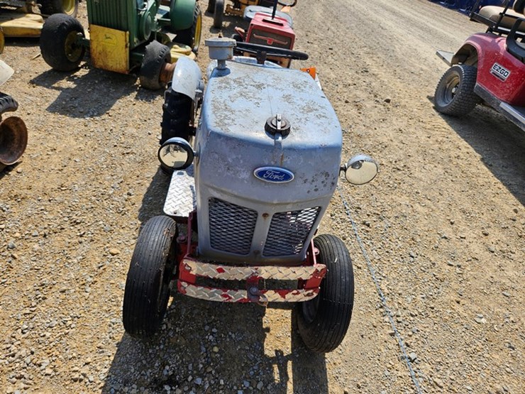ford-tractor-image-8