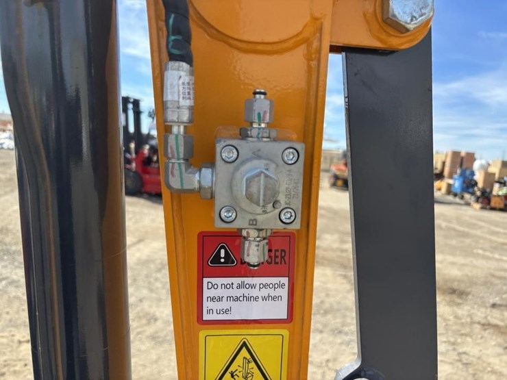 vicsec-vc20k-hydraulic-excavator-image-9