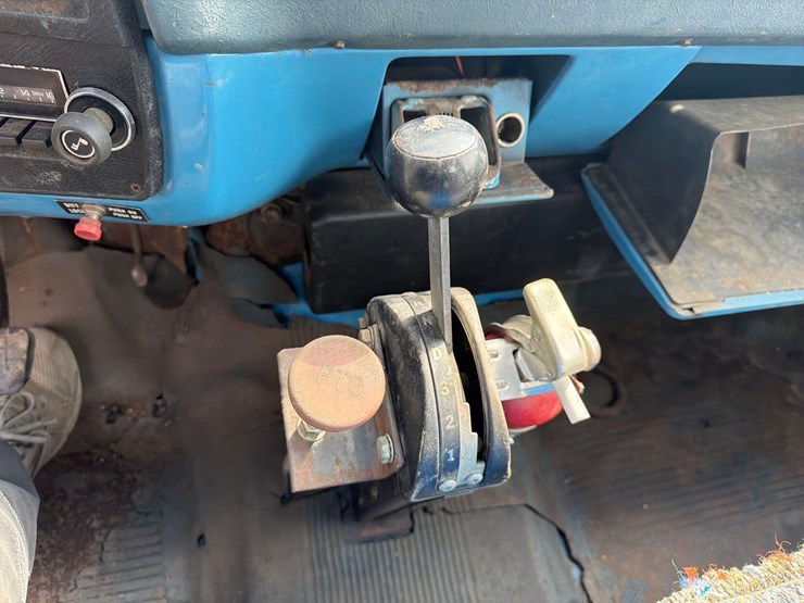 gmc-6500-truck-image-25