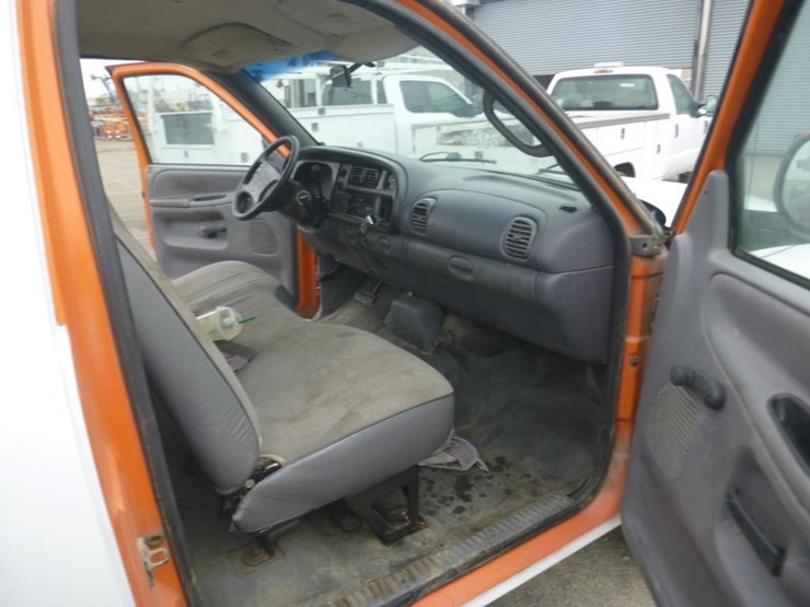 1999-dodge-ram-2500-image-6