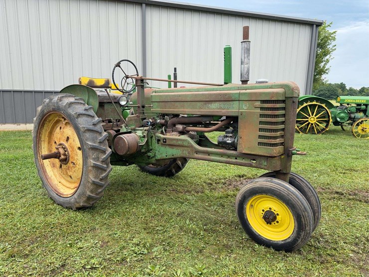 john-deere-b-image-7
