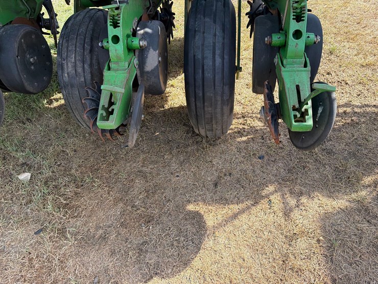 john-deere-1790-image-8