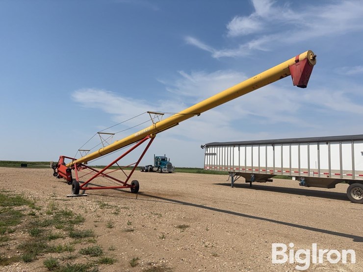 westfield-mk130-71-swing-hopper-grain-auger-image-7