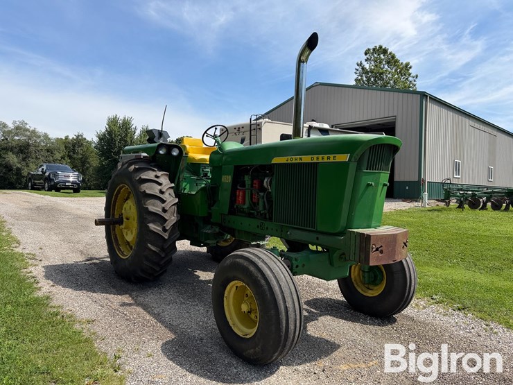 1970-john-deere-4520-image-3