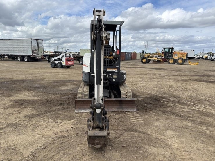 2013-bobcat-e26em-hydraulic-excavator-image-6