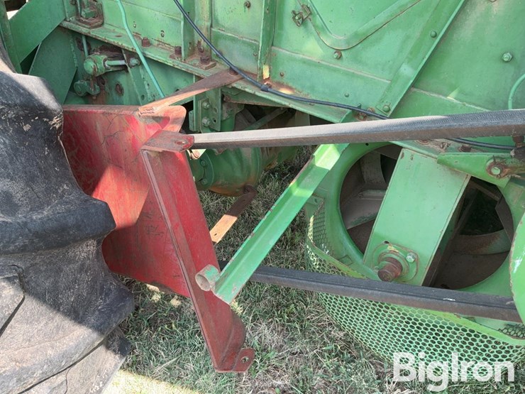1969-john-deere-95-image-12
