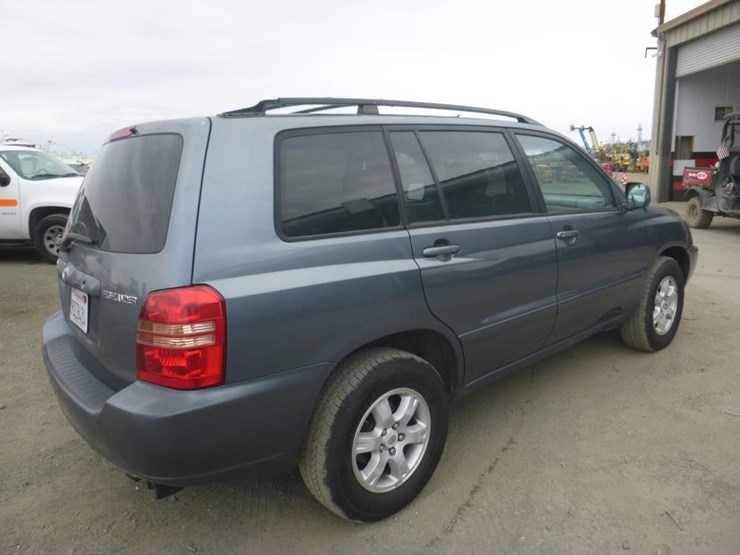 2001-toyota-rav4-image-3