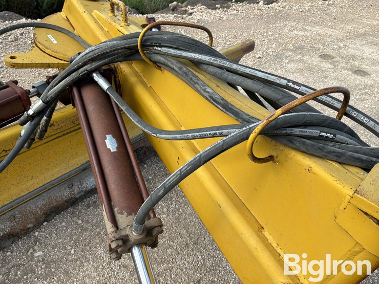 3-pt-6-way-9'-blade-image-15