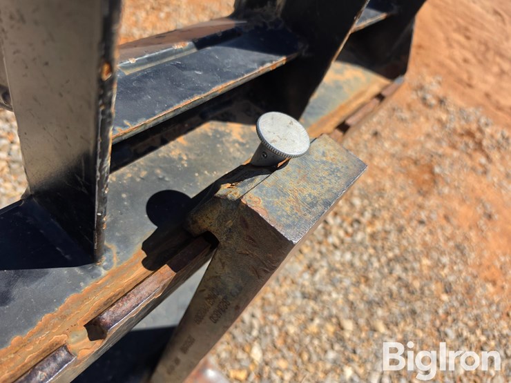 hla-hd55bo500-skid-steer-pallet-forks-image-15