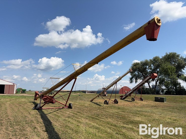 westfield-mk130-71-13"x71'-swing-hopper-grain-auger-image-5
